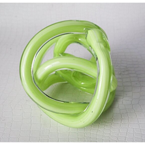 Vintage Art Glass Twisted Infinity Knot Lime Green Hand Blown Paperweight - Picture 2 of 4